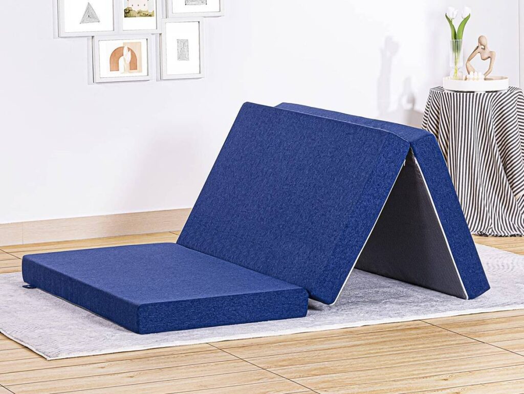 Nệm foam gấp 3 là gì