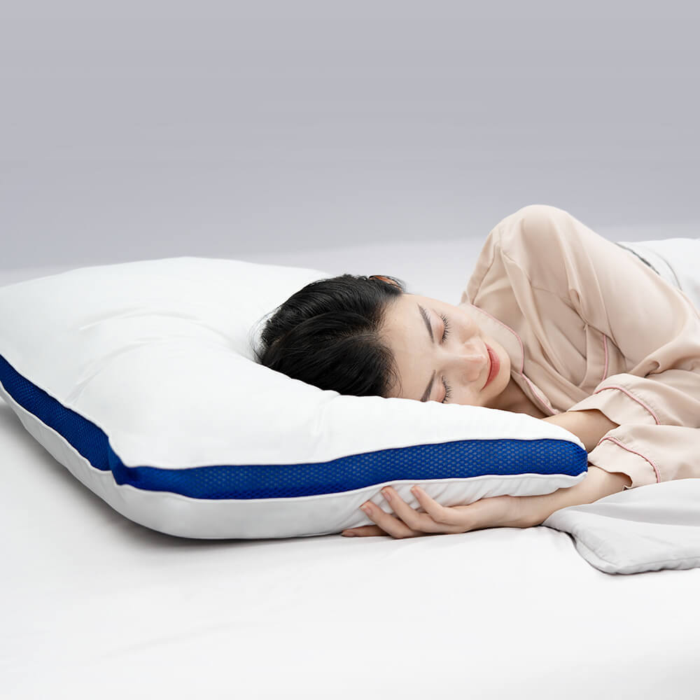 gối khách sạn Doona Microfiber